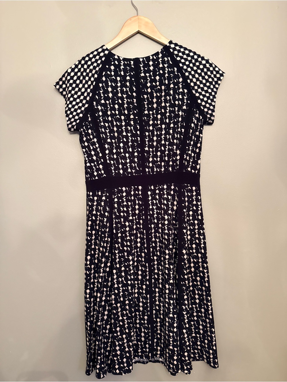 Taylor Black & White Graphic Print Cap-Sleeve A-Line Dress Size 8 - Picture 5 of 5